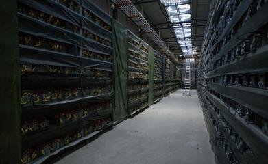 Cutting-edge metaverse-linked mining farm powered by renewable energy